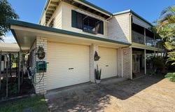 66 Taylor St, Tully Heads, Qld 4854