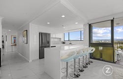 61/9 Bayview Street, Runaway Bay, Qld 4216