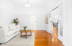 27 Agnes Street, The Range, Qld 4700