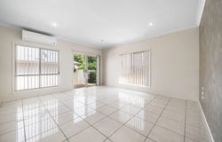 1/11 Gladstone Street, Newtown, Qld 4350