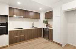 50 Carl St, Woolloongabba, Qld 4102