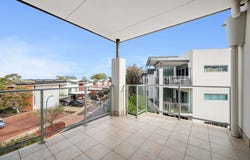 36/30 Malata Crescent, Success, WA 6164