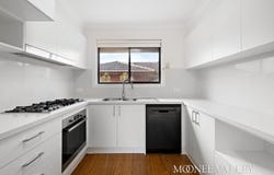 1/272 Milleara Road, Avondale Heights, Vic 3034