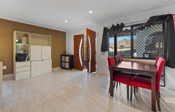 38B Spruce Street, Loganlea, Qld 4131