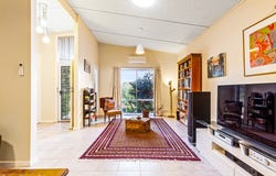 13 Albert Avenue, Strathdale, Vic 3550