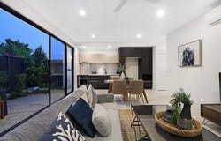 4/77 Musgrave Avenue, Labrador, Qld 4215