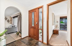 9 Greenloop Crescent, Huntfield Heights, SA 5163