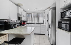 28/7 Hanlon Close, Minto, NSW 2566