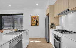 1  Luella Lane, Pakenham, Vic 3810