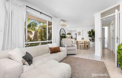 1/8 Ramsdale Street, Scarborough, WA 6019