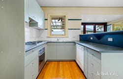 36 Lucknow Street, Mitcham, Vic 3132