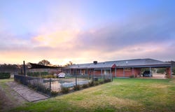 90 Back Creek Road, Shelbourne, Vic 3515