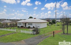 84 Martin Street, Tenterfield, NSW 2372
