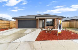 4 Ironbark Street, Newborough, Vic 3825
