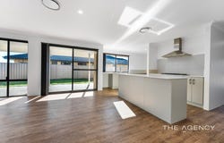 6 Poseidon Way, Glenfield, WA 6532