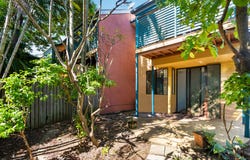 2/105 Hall Street, Alderley, Qld 4051