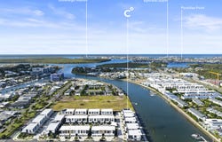 57/35 Grant Avenue, Hope Island, Qld 4212