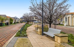 13/26 Churchill Green, Canning Vale, WA 6155