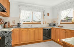11 Georgiana Street, Devonport, Tas 7310