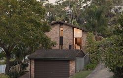 2 Margaret Crescent, Lugarno, NSW 2210