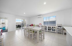 10 Antilles Way, Lake Cathie, NSW 2445