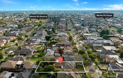 66 Brooks Street, Bentleigh East, Vic 3165