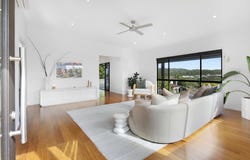 19  Sky Royal Terrace, Burleigh Heads, Qld 4220