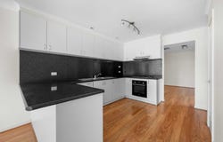 1/5 Elgin Close, Hillside, Vic 3037