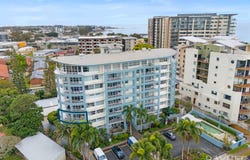 9/77-79 Marine Parade, Redcliffe, Qld 4020