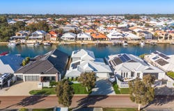 35 Erins Isle, Dudley Park, WA 6210