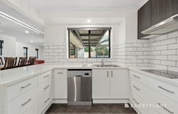 16 Talbot Grove, McCrae, Vic 3938