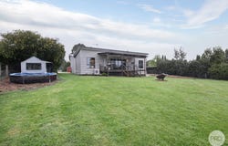 7 Myles Road, Newlyn North, Vic 3364