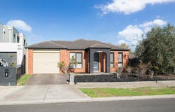 39 Hindmarsh Drive, Manor Lakes, Vic 3024