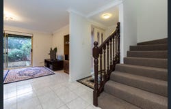 2/2 Cornelian Street, Scarborough, WA 6019