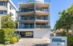 4/64 Esplanade, Golden Beach, Qld 4551