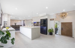 4 Gascoyne Place, Illawong, NSW 2234