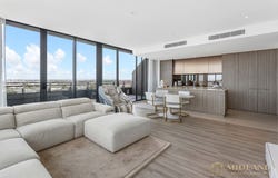 1711/301 Botany Road, Zetland, NSW 2017