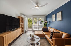 4/10 Vincent Street, Indooroopilly, Qld 4068