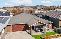 14 Feagan Street, Googong, NSW 2620