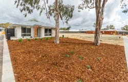 13 York Lane, Viveash, WA 6056