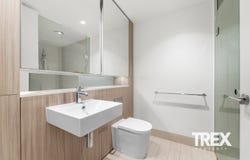 2/8D Evergreen Mews, Armadale, Vic 3143