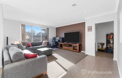 3/5 Normanby Street, Sydenham, Vic 3037