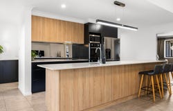 69 Webcke Crescent, Kleinton, Qld 4352