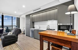811/26A Lord Sheffield Circuit, Penrith, NSW 2750