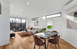 22 Lily Street, Seddon, Vic 3011