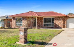106 Dalman Parkway, Glenfield Park, NSW 2650