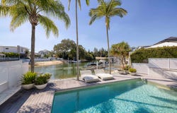 12 Beverley Crescent, Broadbeach Waters, Qld 4218