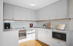 4/38 Oldham Avenue, New Town, Tas 7008