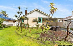 6 Middleton Street, Cloverdale, WA 6105