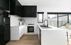 2/11 Twyford Street, Fawkner, Vic 3060